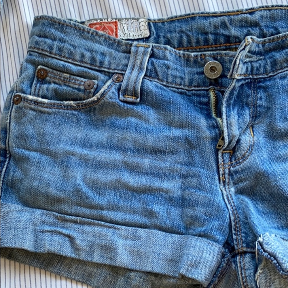 Gap shorts
